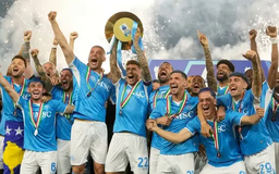 McTominay tỏa sáng, Napoli vô địch Serie A