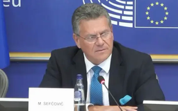 Eu phản ứng sau khi Mỹ cảnh báo áp thuế mới