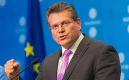EU khẳng định theo đuổi thỏa thuận thương mại với Mỹ