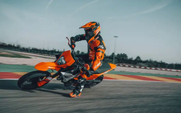 Hãng xe máy hàng đầu Ấn Độ mua lại KTM