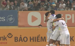 CLB Hà Nội cạnh tranh ngôi vô địch V-League