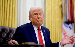 Ông Trump muốn chuyển tiền tài trợ cho Harvard sang trường nghề