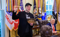 Tỷ phú Elon Musk chia tay Nhà Trắng