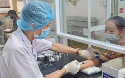 Cao điểm phòng dịch bệnh mùa mưa bão ở Hà Nội