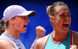 Aryna Sabalenka hẹn Iga Swiatek ở bán kết Roland Garros
