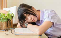 Thói quen ăn uống giúp sĩ tử có giấc ngủ ngon