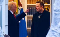 Tesla của ông Elon Musk mất 152 tỷ USD vốn hóa