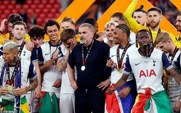 Cầu thủ Tottenham tri ân HLV Ange Postecoglou
