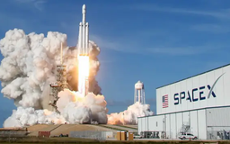 Lầu Năm Góc tìm phương án thay thế SpaceX