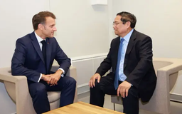 Thủ tướng Phạm Minh Chính hội kiến Tổng thống Emmanuel Macron