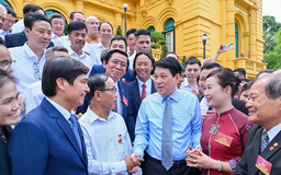 Chủ tịch nước gặp mặt nghệ nhân làng nghề tiêu biểu