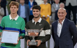 Alcaraz và Sinner mất gần nửa tiền thưởng Roland Garros