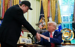 Elon Musk gọi điện xin lỗi ông Trump sau loạt chỉ trích