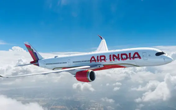 Máy bay Air India hạ cánh khẩn cấp do dọa đánh bom