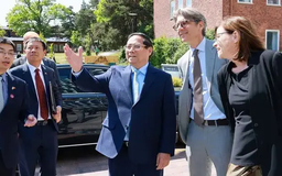 Thủ tướng Phạm Minh Chính làm việc với Viện Y học Karolinska