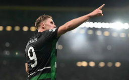 Arsenal từ bỏ thương vụ Viktor Gyokeres