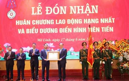 Huyện Mê Linh đón nhận Huân chương Lao động hạng Nhất