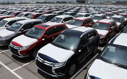 Ô tô nhập khẩu vào Mỹ giảm 70% do thuế quan mới