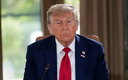 Ông Trump yêu cầu Iran đầu hàng vô điều kiện