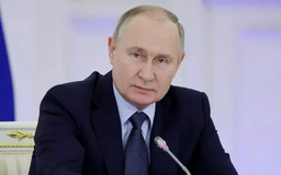 Ông Putin: Việc tái vũ trang của NATO hoàn toàn vô nghĩa