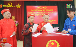 Người dân xã Phù Đổng gửi gắm niềm tin và kỳ vọng vào mỗi lá phiếu