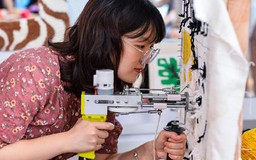 Giới trẻ Hà Nội mê mẩn thêu thảm len