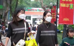 Các điểm vui chơi đông đúc ngày cuối kỳ nghỉ lễ
