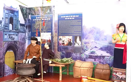 Chuỗi hoạt động 'Sắc màu văn hóa các dân tộc Việt Nam'