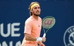 Stefanos Tsitsipas trở lại top 10 ATP