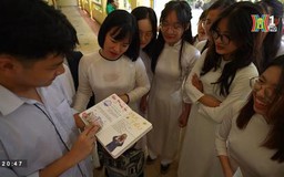 Khoảnh khắc cảm xúc khi chia tay tuổi học trò