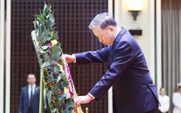 Tổng Bí thư Tô Lâm viếng đồng chí Khamtay Siphandone
