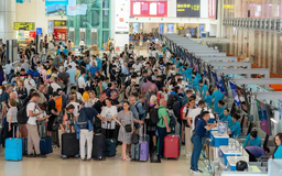 Vận chuyển hàng không đắt khách dịp lễ 30/4 - 1/5