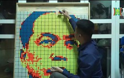 Độc đáo vẽ tranh chân dung từ rubik
