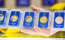 Giá vàng ngày 5/6: Vàng miếng, vàng nhẫn neo ở mốc cao