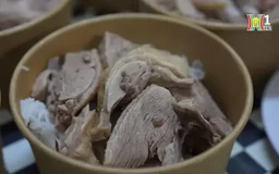 Tô Hoàng, con ngõ 'chuyên vịt' của Hà Nội
