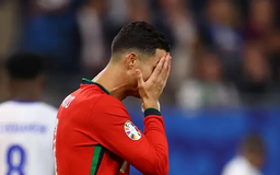 Bồ Đào Nha 0-0 (pen: 3-5) Pháp: Lời chia tay của CR7
