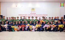 Đoàn cứu nạn Bộ Công an đã về tới sân bay Nội Bài
