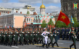 Đoàn QĐND Việt Nam duyệt binh trên Quảng trường Đỏ