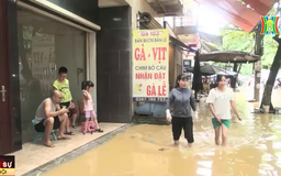 Nước sông Cầu dâng cao, hàng trăm hộ dân phải di dời