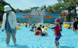 Mùa hè ở công viên nước