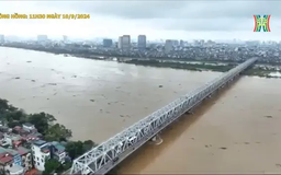 Lũ trên sông Hồng tại Hà Nội vượt mức báo động 1