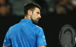 Novak Djokovic vất vả vượt qua vòng 1 Australian Open 2025