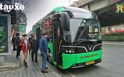 Hiệu quả khi triển khai tuyến xe buýt điện cỡ nhỏ | Bản tin Tàu và Xe | 14/03/2025