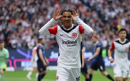 Frankfurt nỗ lực cạnh tranh suất dự Champions League