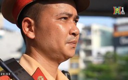 CSGT Hà Nội 'phơi mình' bám chốt, điều tiết giao thông