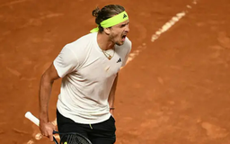 Alexander Zverev thành cựu vương của giải quần vợt Rome mở rộng