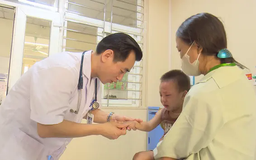 Nhiều người già, trẻ nhỏ nhập viện do nắng nóng