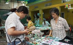 Phiên chợ đá quý