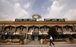Israel không kích sân bay của Syria