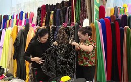 Đi chợ vải ngày cuối năm